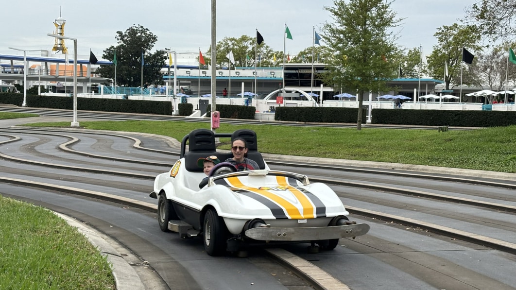 Is Autopia transitioning to electric cars? Meanwhile, Tomorrowland Speedway continues to smell like it’s stuck in 1971.