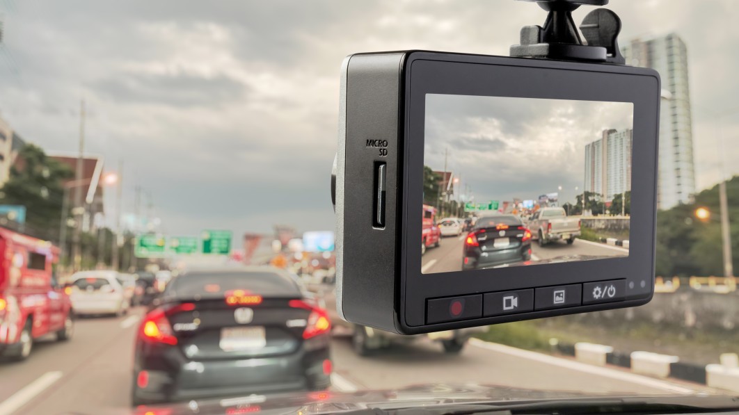 Top 5 Dash Cams Selling the Most on Amazon